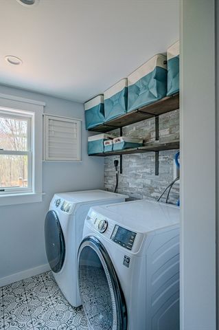 8 Stearns Road, Upton, MA 01568