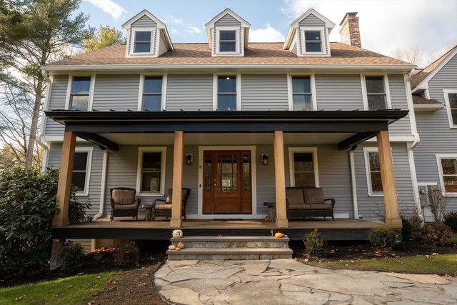 8 Stearns Road, Upton, MA 01568