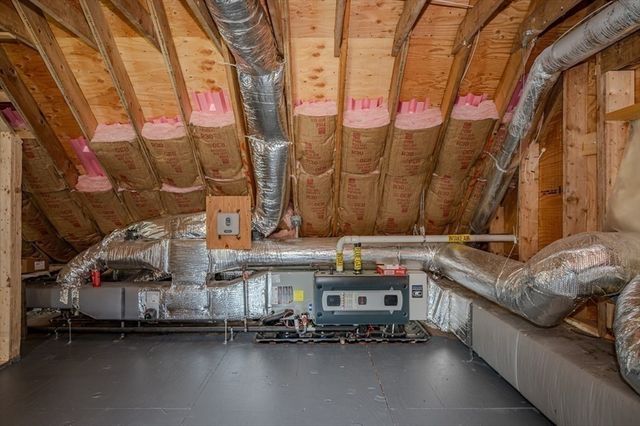 8 Stearns Road, Upton, MA 01568