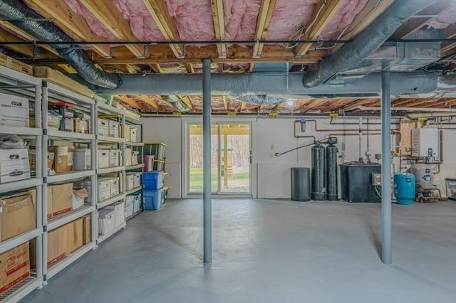 8 Stearns Road, Upton, MA 01568