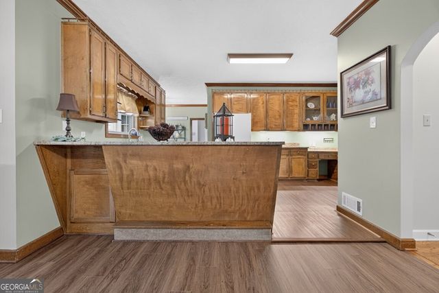 2058 Lakewood Circle, Grayson, GA 30017