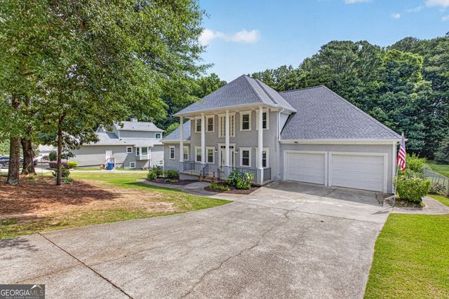 2058 Lakewood Circle, Grayson, GA 30017