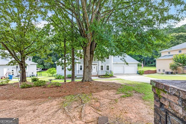 2058 Lakewood Circle, Grayson, GA 30017