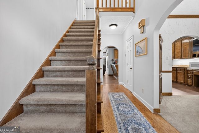 2058 Lakewood Circle, Grayson, GA 30017