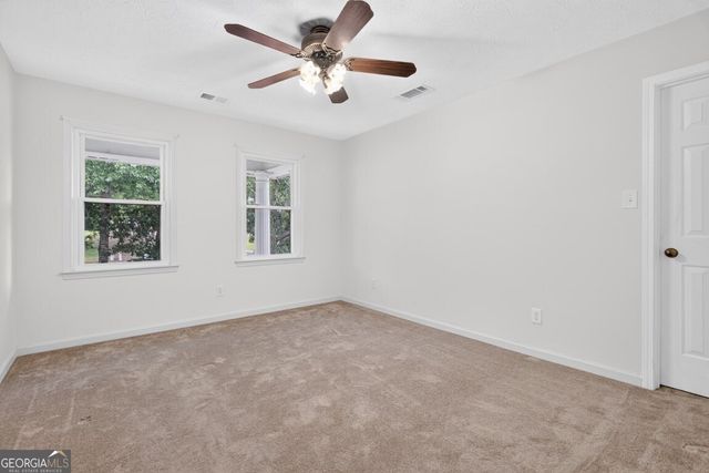2058 Lakewood Circle, Grayson, GA 30017