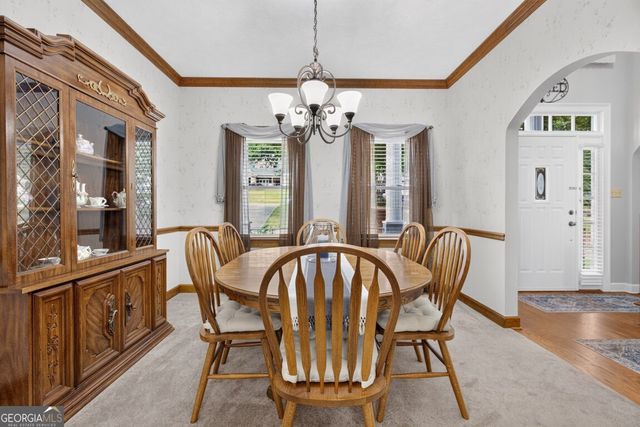 2058 Lakewood Circle, Grayson, GA 30017
