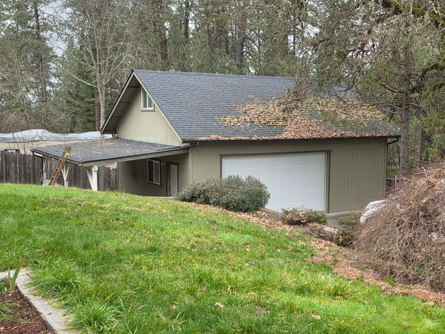 4090 Williams Highway, Grants Pass, OR 97527