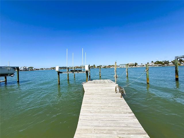 468 20TH AVENUE, Indian Rocks Beach, FL 33785