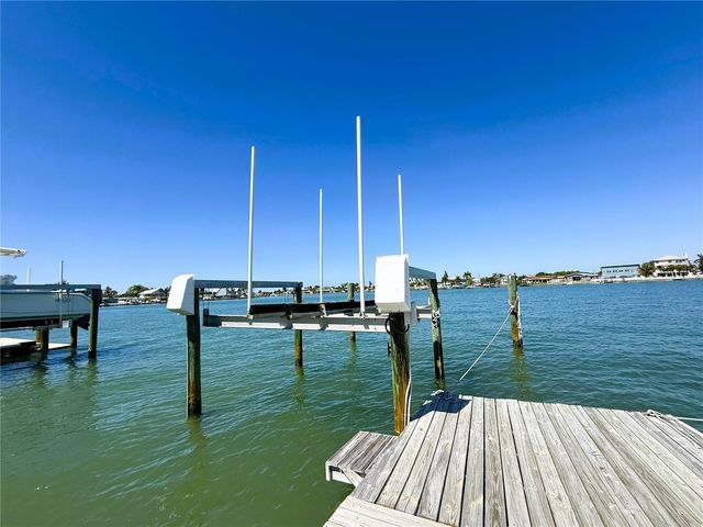 468 20TH AVENUE, Indian Rocks Beach, FL 33785
