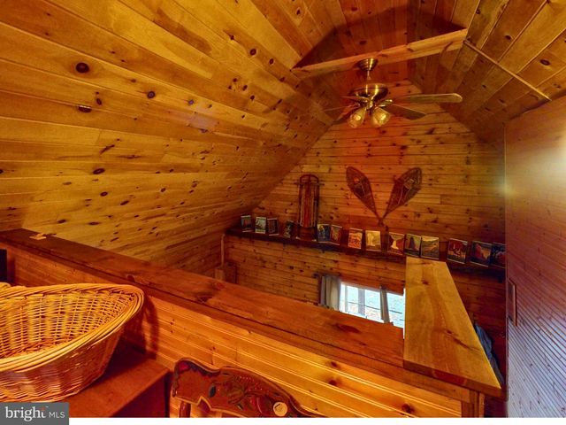 12860 CORBIN RD, Huntingdon, PA 16652