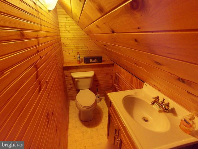 12860 CORBIN RD, Huntingdon, PA 16652