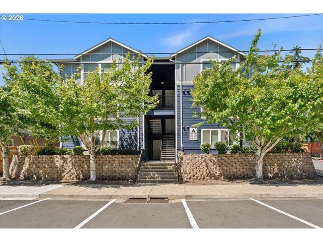 661 Ne 162ND Ave 301, Portland, OR 97230