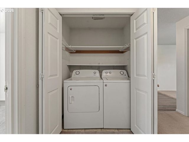 661 Ne 162ND Ave 301, Portland, OR 97230
