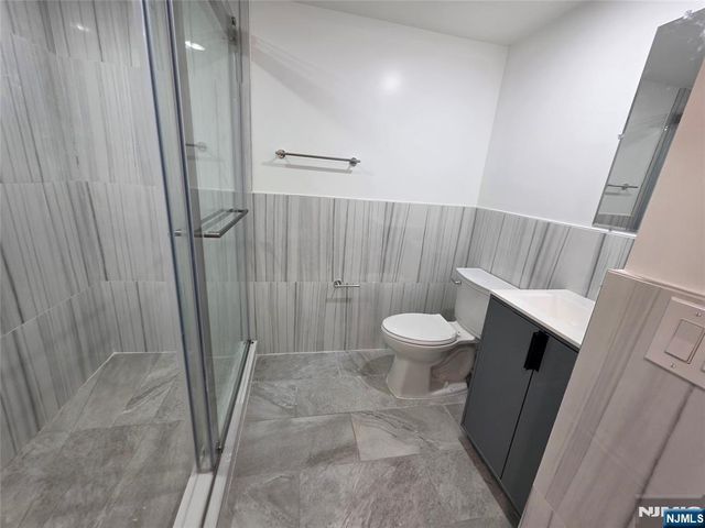 664 Bergen Avenue, Jersey City, NJ 07304