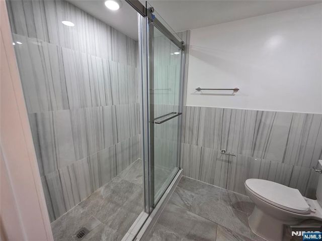 664 Bergen Avenue, Jersey City, NJ 07304