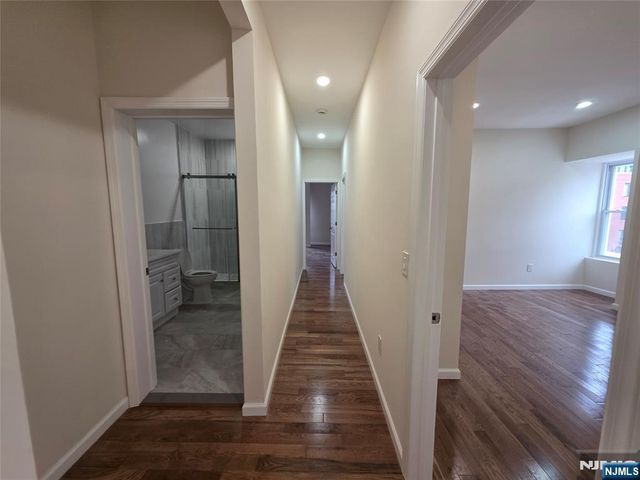 664 Bergen Avenue, Jersey City, NJ 07304