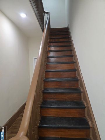 664 Bergen Avenue, Jersey City, NJ 07304