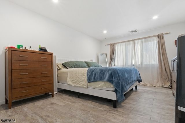 2 Ann St N308, Clifton City, NJ 07013