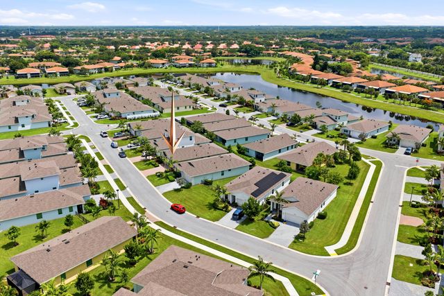 13456 PURPLE MOUNTAIN Pass, Delray Beach, FL 33484
