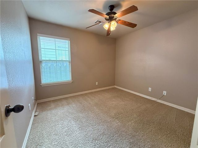 108 Granada Avenue, Fayetteville, AR 72703