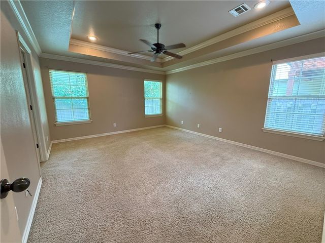 108 Granada Avenue, Fayetteville, AR 72703