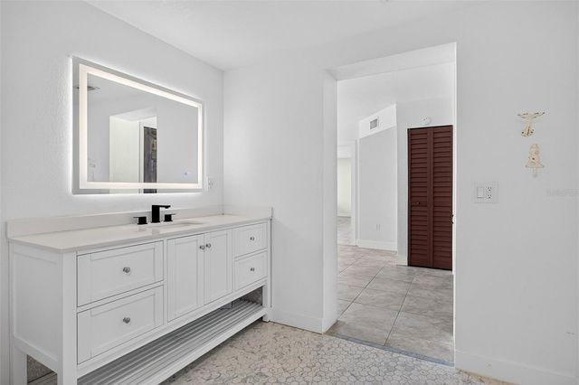 530 LINDLEY TERRACE, Port Charlotte, FL 33952