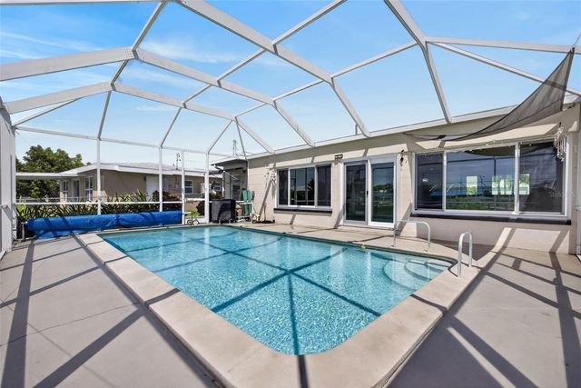 530 LINDLEY TERRACE, Port Charlotte, FL 33952