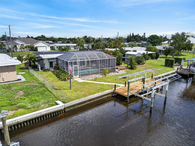 530 LINDLEY TERRACE, Port Charlotte, FL 33952