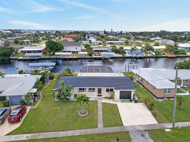 530 LINDLEY TERRACE, Port Charlotte, FL 33952