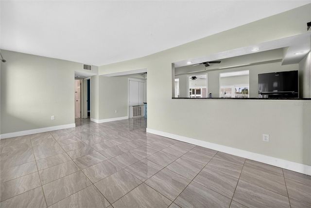 530 LINDLEY TERRACE, Port Charlotte, FL 33952