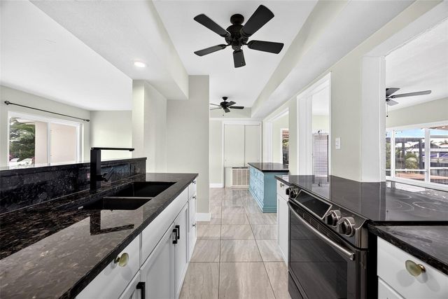 530 LINDLEY TERRACE, Port Charlotte, FL 33952