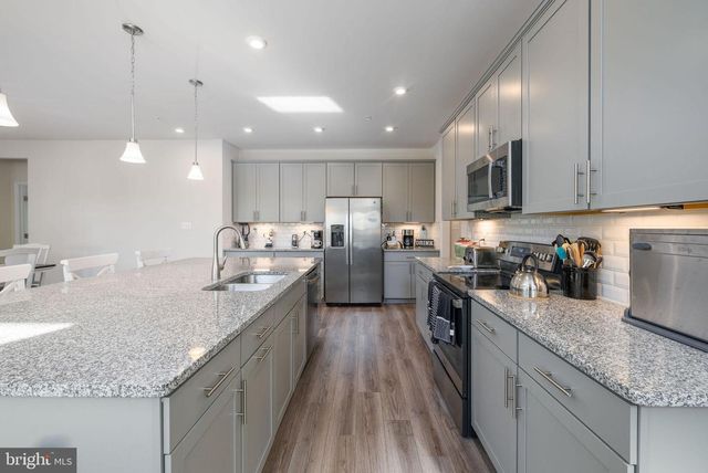 10311 QUARTER DECK LN, Berlin, MD 21811