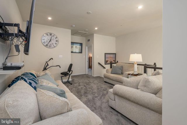 10311 QUARTER DECK LN, Berlin, MD 21811