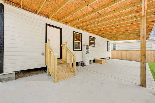 13210 Flagstaff Lane, Houston, TX 77049