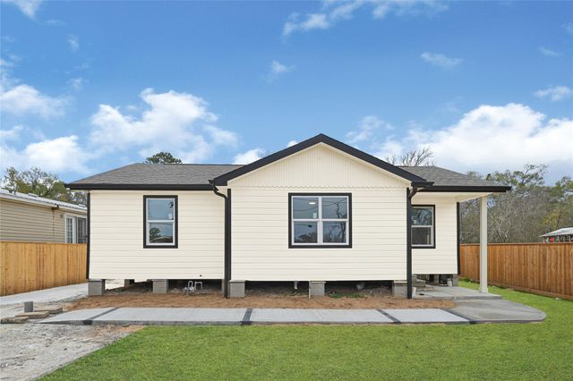 13210 Flagstaff Lane, Houston, TX 77049