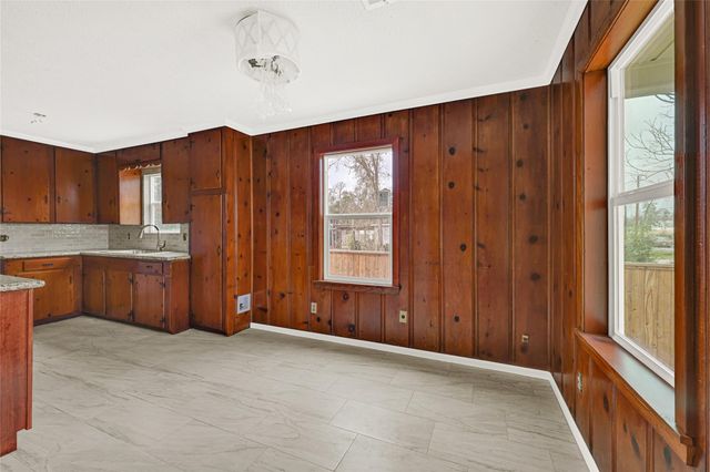 13210 Flagstaff Lane, Houston, TX 77049