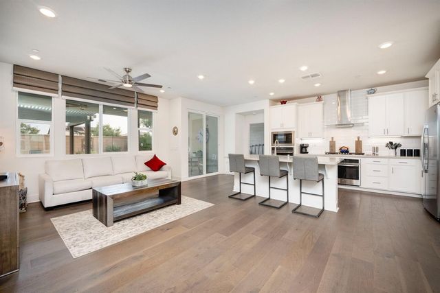 4081 Afterlight Ln, Roseville, CA 95747
