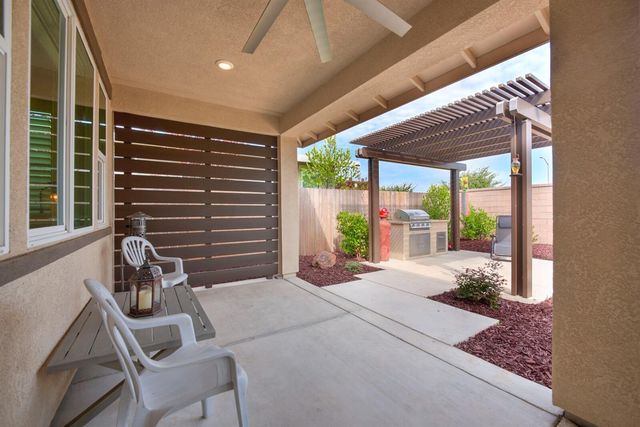 4081 Afterlight Ln, Roseville, CA 95747