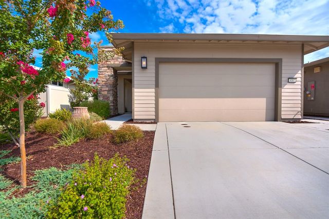 4081 Afterlight Ln, Roseville, CA 95747