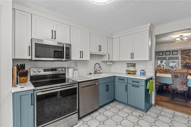 1104 W Ridge Road, Mccandless, PA 15101