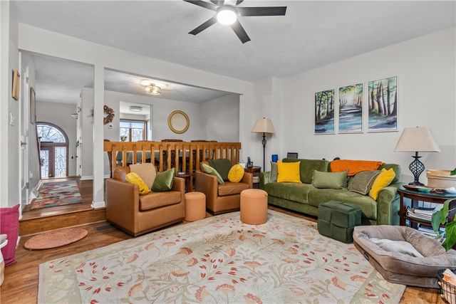 1104 W Ridge Road, Mccandless, PA 15101