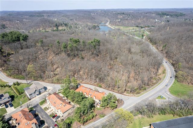 1104 W Ridge Road, Mccandless, PA 15101