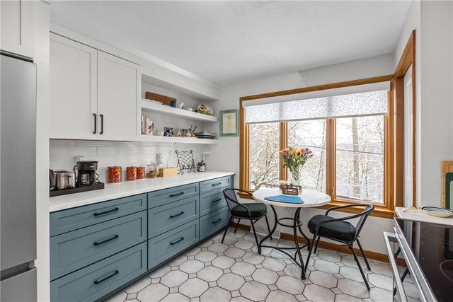1104 W Ridge Road, Mccandless, PA 15101