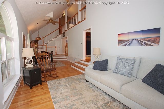 9 Wyman Drive, Charleston, WV 25312