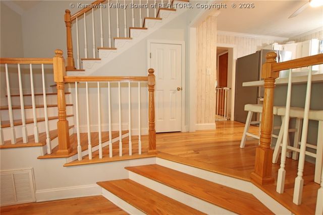 9 Wyman Drive, Charleston, WV 25312
