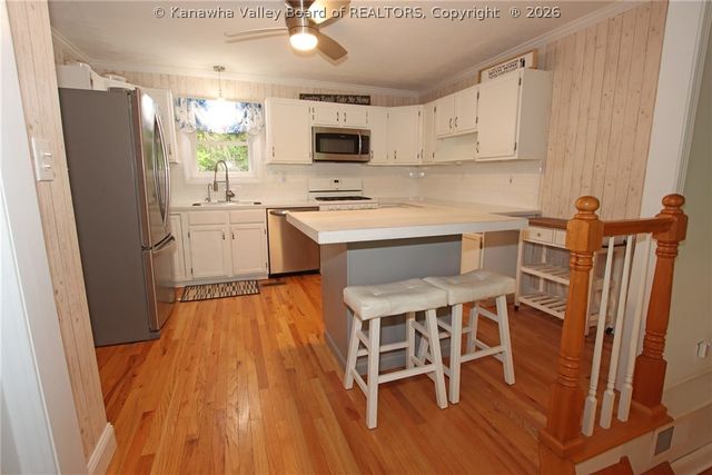 9 Wyman Drive, Charleston, WV 25312