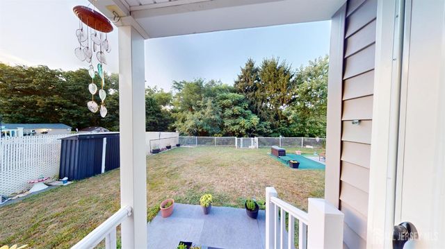 40 E Sherman Street, Monroe, NJ 08831