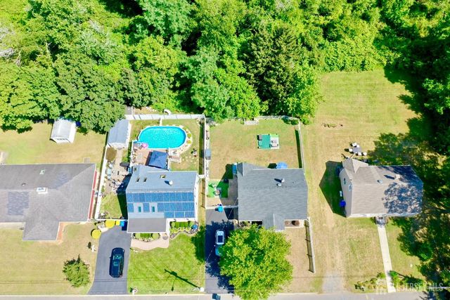 40 E Sherman Street, Monroe, NJ 08831