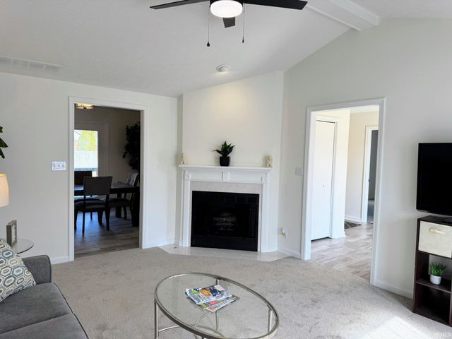 3726 Hartford Place, Evansville, IN 47725