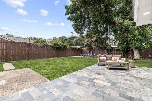 3236 Merrell Road, Dallas, TX 75229